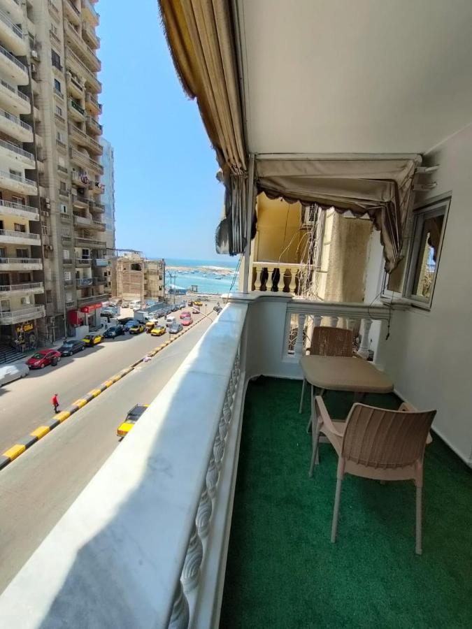 Apartmán Luxury 3 Bedroom With A Great Seaview
